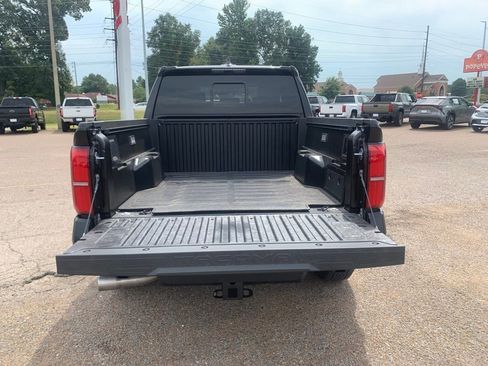 New 2024 Toyota Tacoma TRD Off-Road image 28