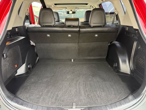 Used 2014 Toyota RAV4 Limited image 17