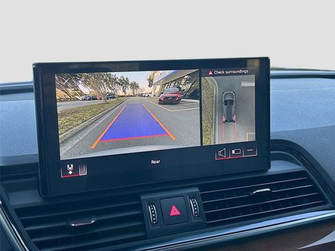 Used 2022 Audi Q5 2.0T Premium Plus image 15