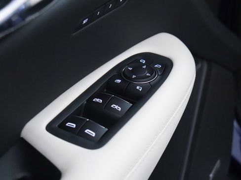 Used 2023 Cadillac XT6 Sport w/ Technology Package image 12