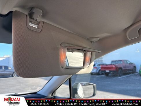 Used 2024 Subaru Outback Premium image 17