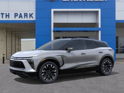 New 2026 Chevrolet Blazer EV RS image 2