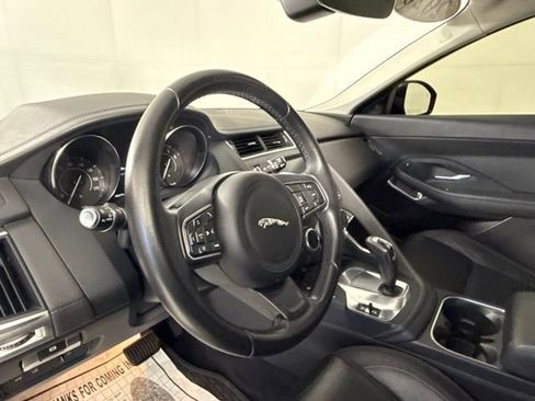 Certified 2020 Jaguar E-PACE image 13
