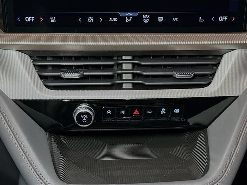 New 2026 Ford Explorer Active w/ Active Comfort Package AWD/4WD image 12