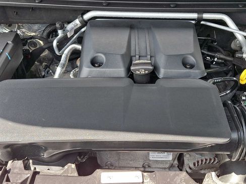 Used 2024 GMC Canyon AT4 w/ AT4 Premium Package AWD/4WD image 32