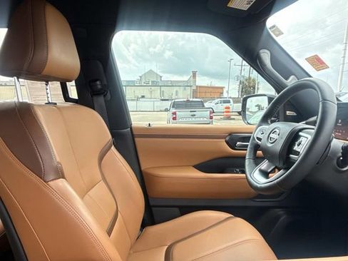 Used 2025 Nissan Armada SL w/ Captain's Chari Seat Package RWD image 15