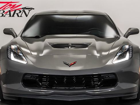 Used 2016 Chevrolet Corvette Z06 w/ 3LZ Preferred Equipment Group image 16