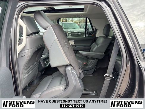Used 2025 Ford Expedition Active AWD/4WD image 43