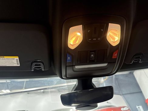 Used 2024 RAM 2500 Tradesman w/ Chrome Appearance Group AWD/4WD image 95