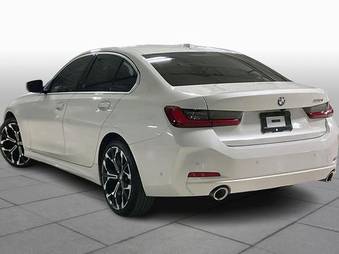Certified 2025 BMW 330i Sedan w/ Convenience Package image 12