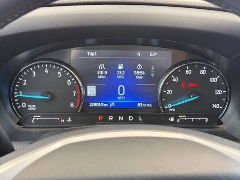 Used 2023 Ford Explorer Limited w/ Equipment Group 301A AWD/4WD image 18