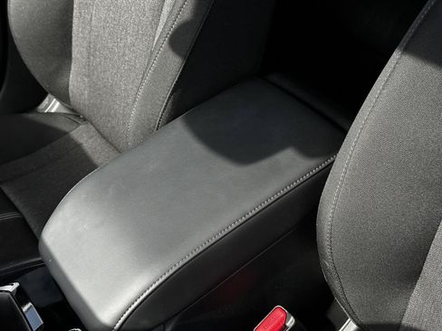 Used 2025 Honda Accord Sport image 11