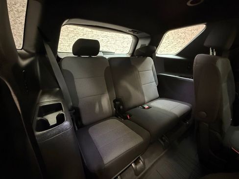 Used 2023 Chevrolet Traverse LT w/ LPO, Floor Liner Package image 15