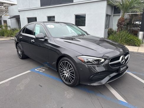Used 2023 Mercedes-Benz C 300 Sedan image 2