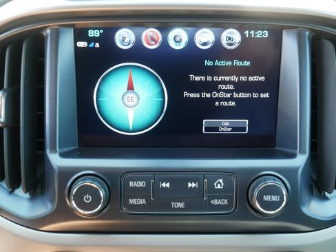 Used 2018 Chevrolet Colorado Z71 AWD/4WD image 30