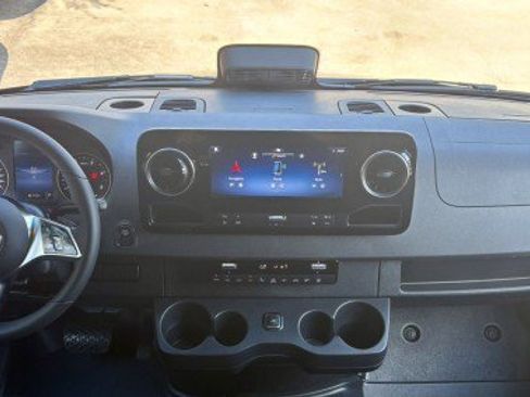 New 2026 Mercedes-Benz Sprinter 2500 image 7