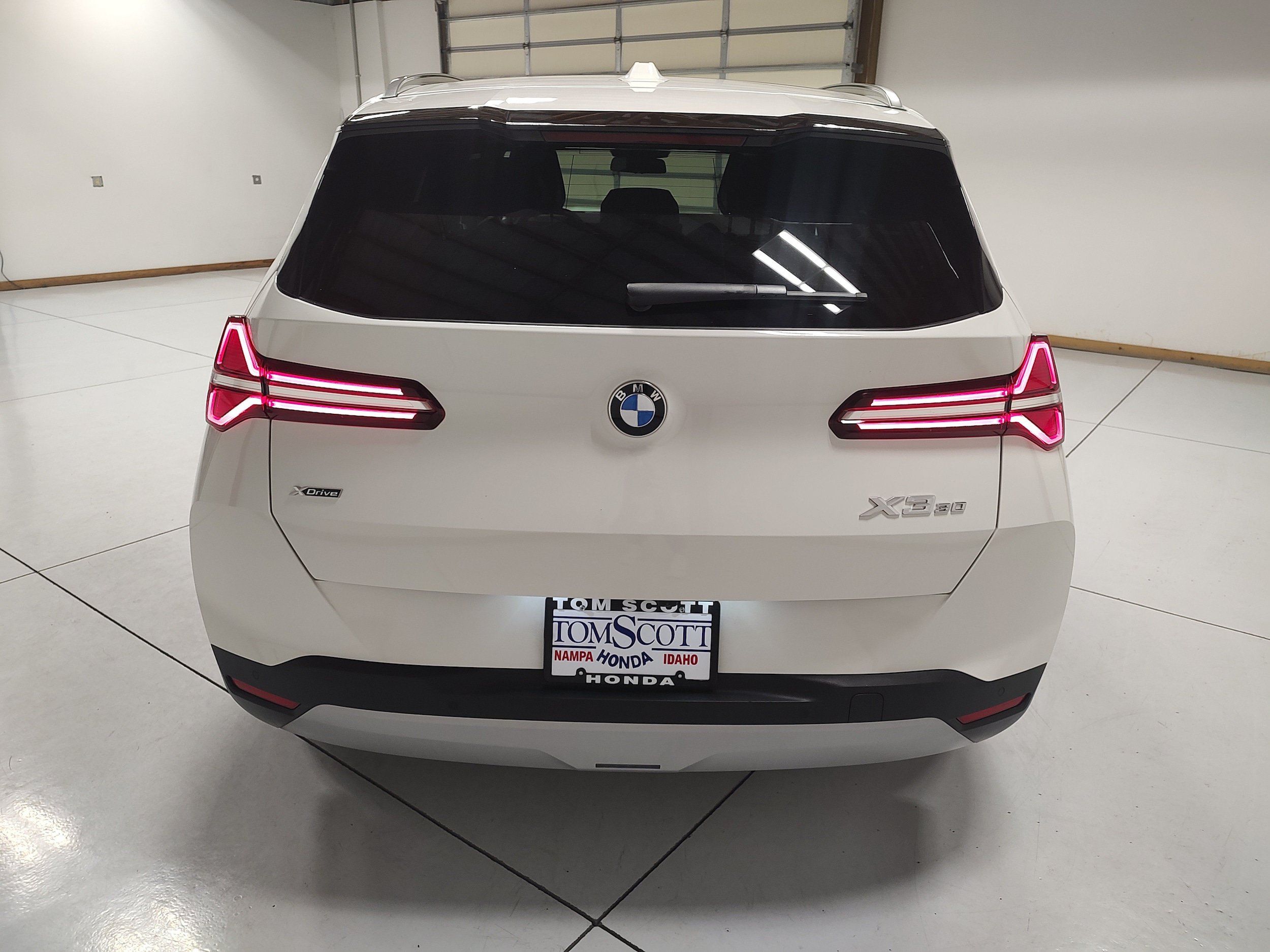 Used 2026 BMW X3 xDrive30i AWD/4WD image 11