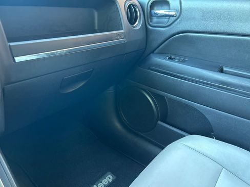 Used 2014 Jeep Patriot Sport w/ Power Value Group AWD/4WD image 12