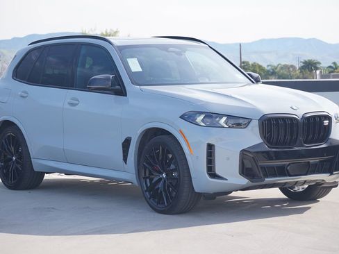 New 2026 BMW X5 M60i w/ Climate Comfort Package image 3