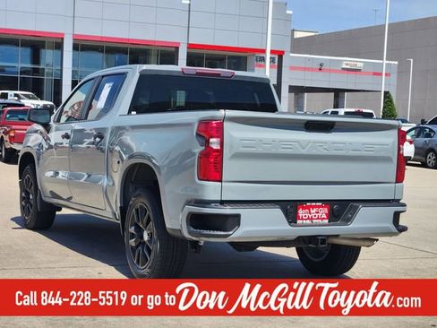 Used 2024 Chevrolet Silverado 1500 Custom image 5