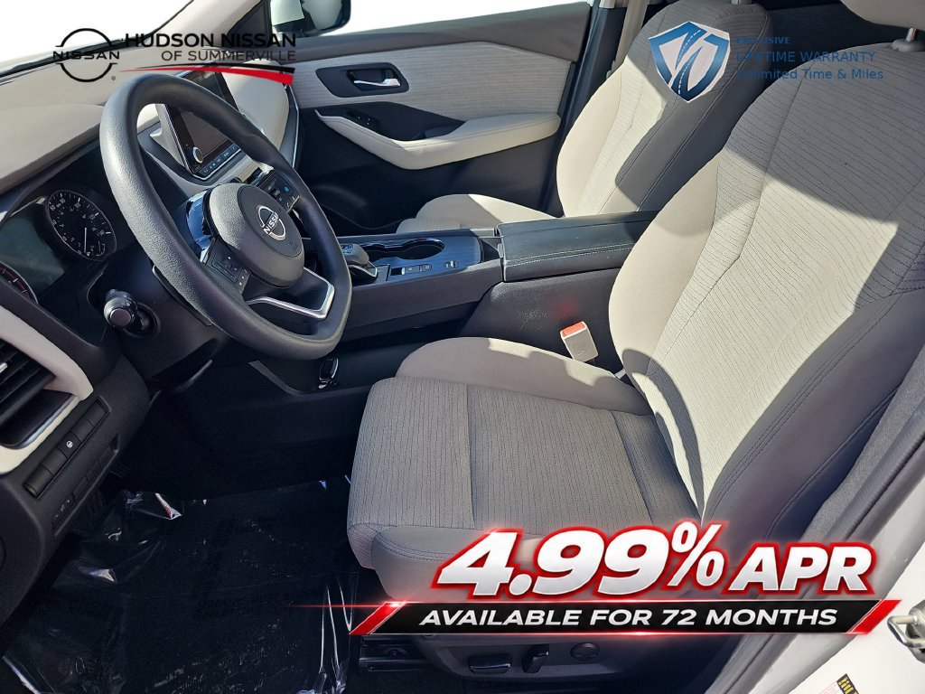 Used 2023 Nissan Rogue SV FWD image 16