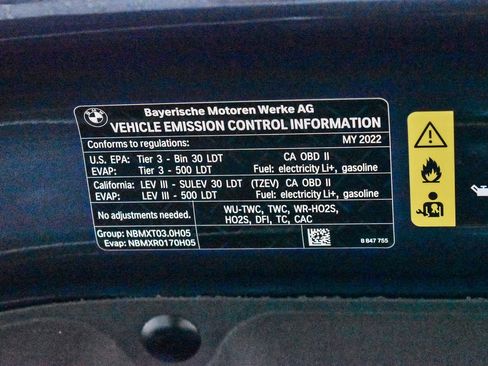 Used 2022 BMW X5 xDrive45e w/ M Sport Package image 27