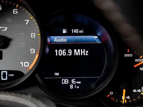 Used 2018 Porsche 911 GT3 RWD image 64