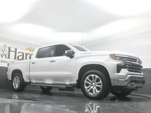 Used 2023 Chevrolet Silverado 1500 LTZ w/ LTZ Premium Package AWD/4WD image 2