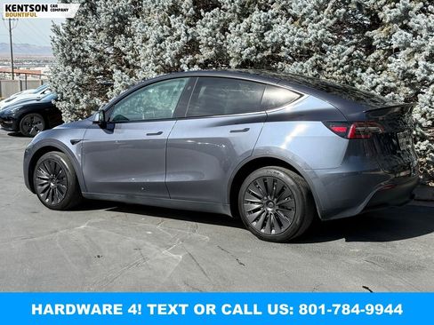 Used 2023 Tesla Model Y Long Range AWD/4WD image 5