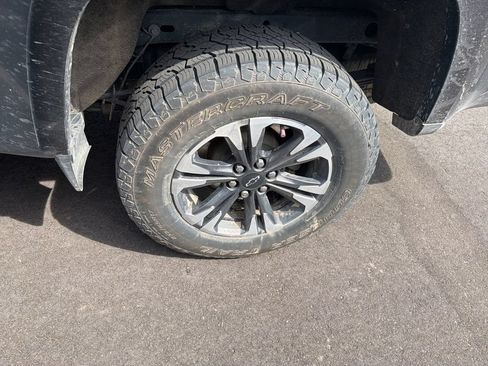 Used 2022 Chevrolet Colorado Z71 AWD/4WD image 44