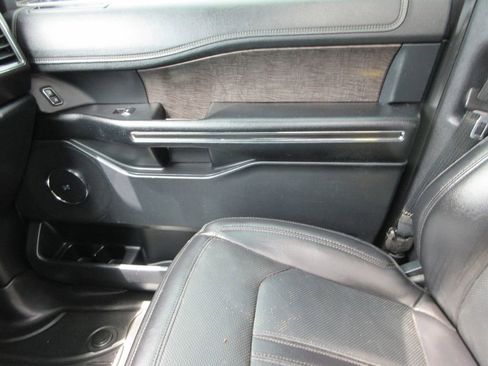 Used 2021 Ford Expedition Limited AWD/4WD image 36