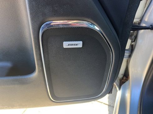 Used 2014 GMC Sierra 1500 SLT w/ SLT Crew Cab Value Package image 16