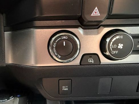Used 2019 Toyota Tacoma SR w/ SR Convenience Package AWD/4WD image 24