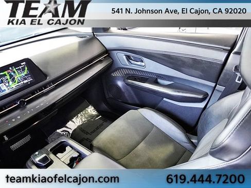 Used 2023 Nissan Ariya FWD image 24