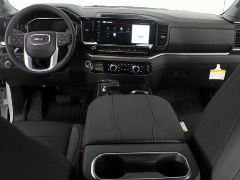 New 2026 GMC Sierra 1500 Elevation image 9