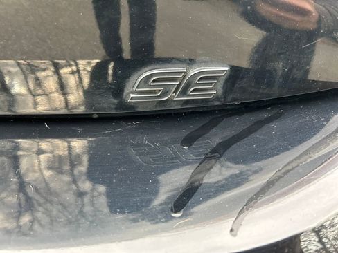 Used 2022 Toyota Corolla SE image 9