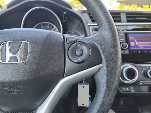 Used 2019 Honda Fit LX image 30