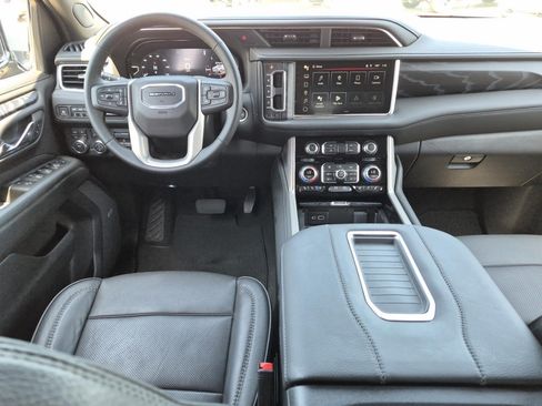 Certified 2024 GMC Yukon Denali w/ Max Trailering Package AWD/4WD image 18