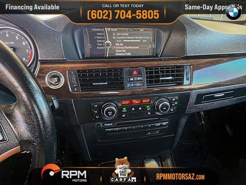 Used 2013 BMW 328i Convertible image 13