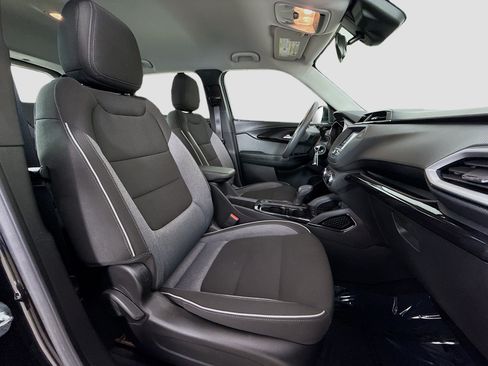 Used 2023 Chevrolet TrailBlazer LS FWD image 29