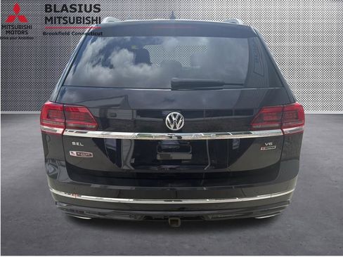 Used 2019 Volkswagen Atlas SEL R-Line AWD/4WD image 13