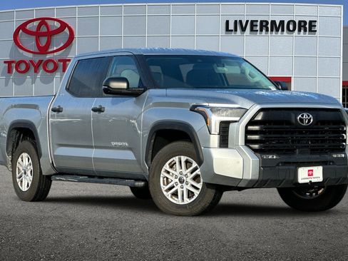 Used 2022 Toyota Tundra SR5 image 2