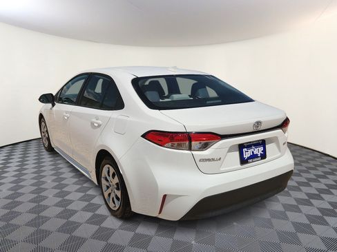 Used 2025 Toyota Corolla LE FWD image 3