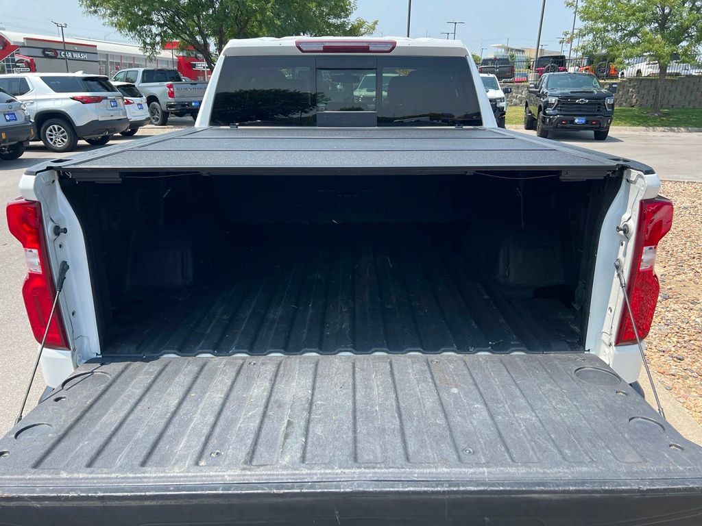 Used 2020 Chevrolet Silverado 1500 LTZ AWD/4WD image 26