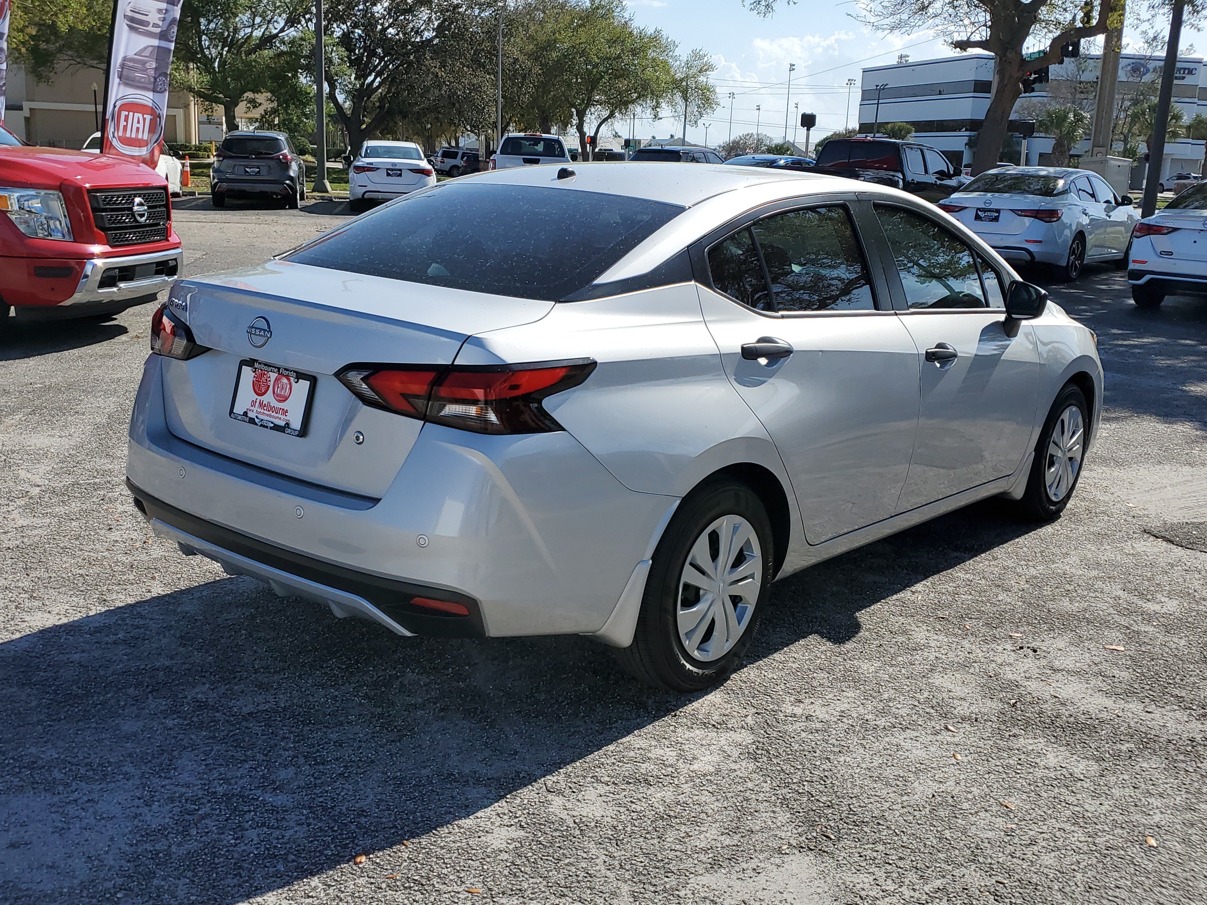 Used 2025 Nissan Versa S w/ Trunk Package FWD image 4