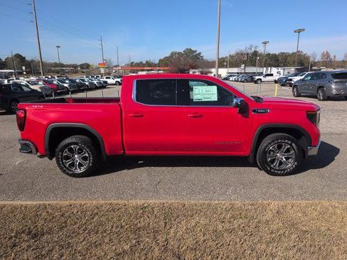 New 2025 GMC Sierra 1500 SLE w/ Preferred Package image 7