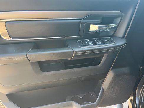 Used 2017 RAM 1500 Sport w/ Black Ram 1500 Sport Group RWD image 13