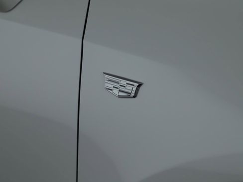 Used 2019 Cadillac XT4 Premium Luxury AWD/4WD image 17