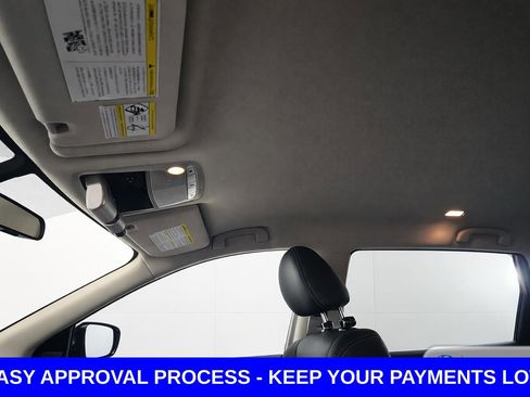 Used 2019 Nissan Pathfinder S AWD/4WD image 15