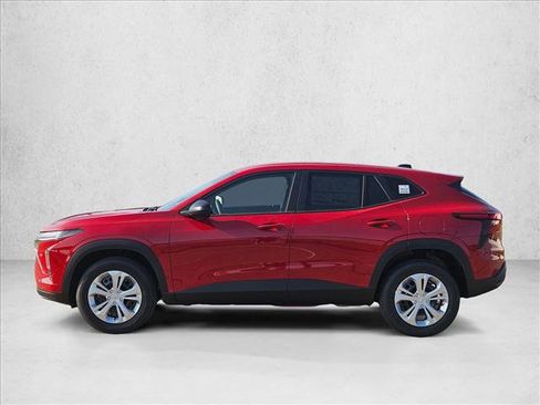 New 2026 Chevrolet Trax LS image 5